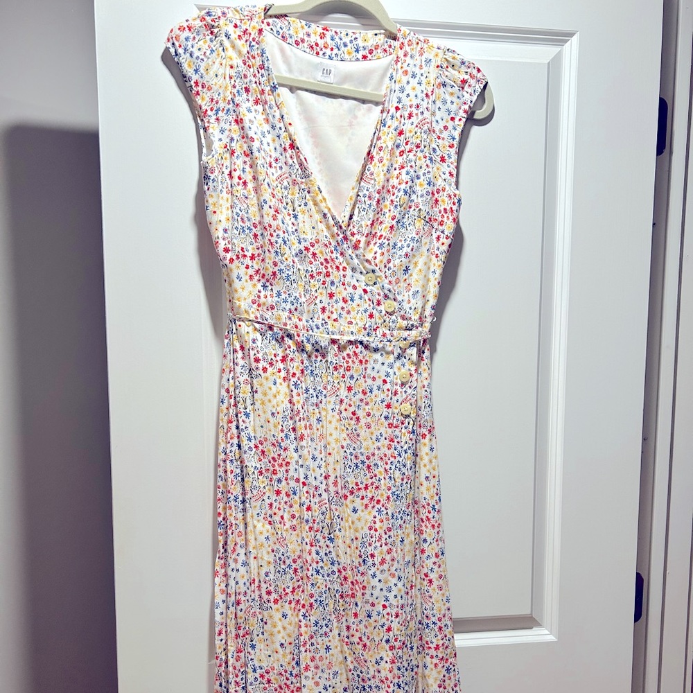 GAP wrap dress size 2
